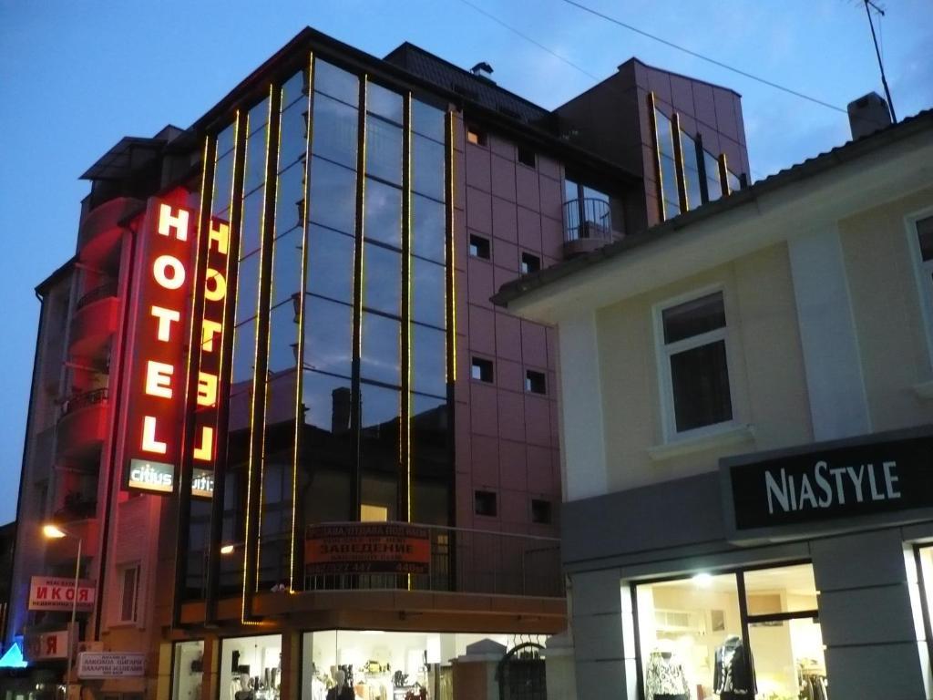 Citius Hotel Варна Екстер'єр фото