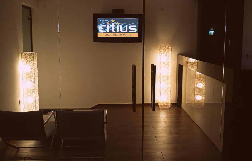Citius Hotel Варна Екстер'єр фото